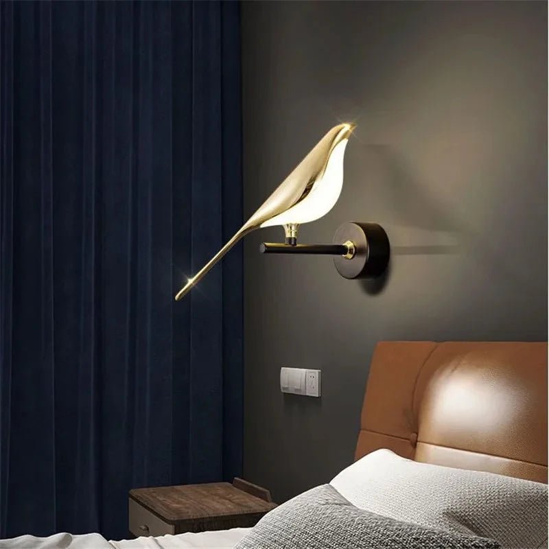 Applique Murale LED Winlams - Design Oiseau (Pie) - Lumière Chaude Orientable - Pour Salon Ou Chambre - Or/Rouge