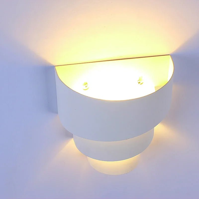 Applique murale en métal blanc diffusion lumineuse double minimaliste - Lumeria