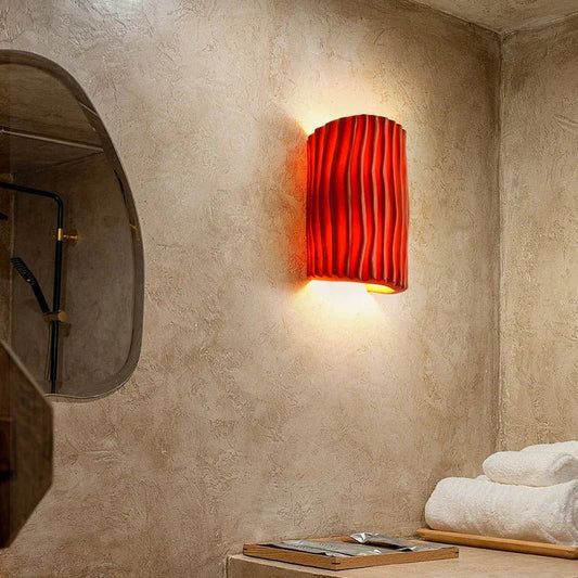 Applique murale en résine gravée à double lumière LED G9 au cadre fer blanc - Lumeria