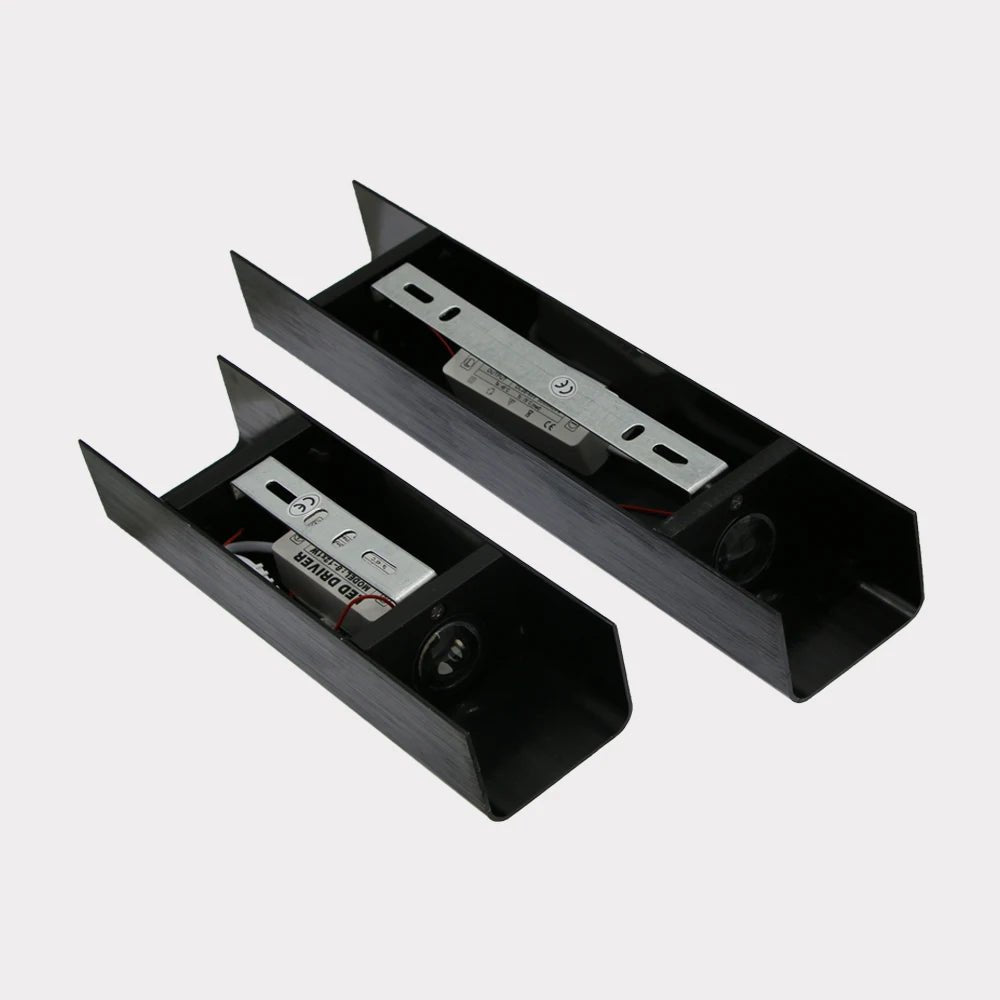 Applique murale LED en aluminium avec éclairage bidirectionnel pour intérieur - Lumeria