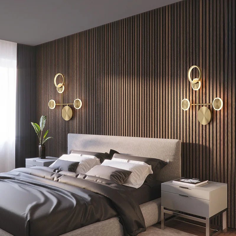 Applique murale LED en fer noir et diffuseur doré Scandinave - Lumeria