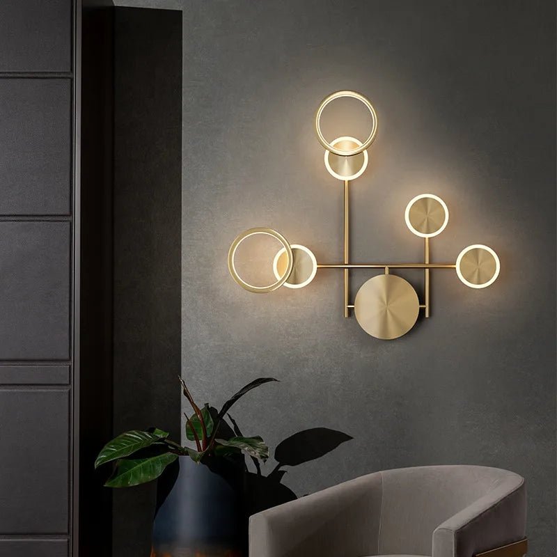 Applique murale LED en fer noir et diffuseur doré Scandinave - Lumeria