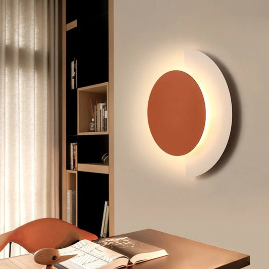 Applique murale LED en métal peint avec ombre acrylique multidirectionnelle - Lumeria