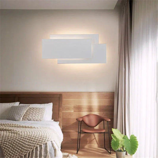 Applique murale LED métallique empilée avec interrupteur tactile - Lumeria