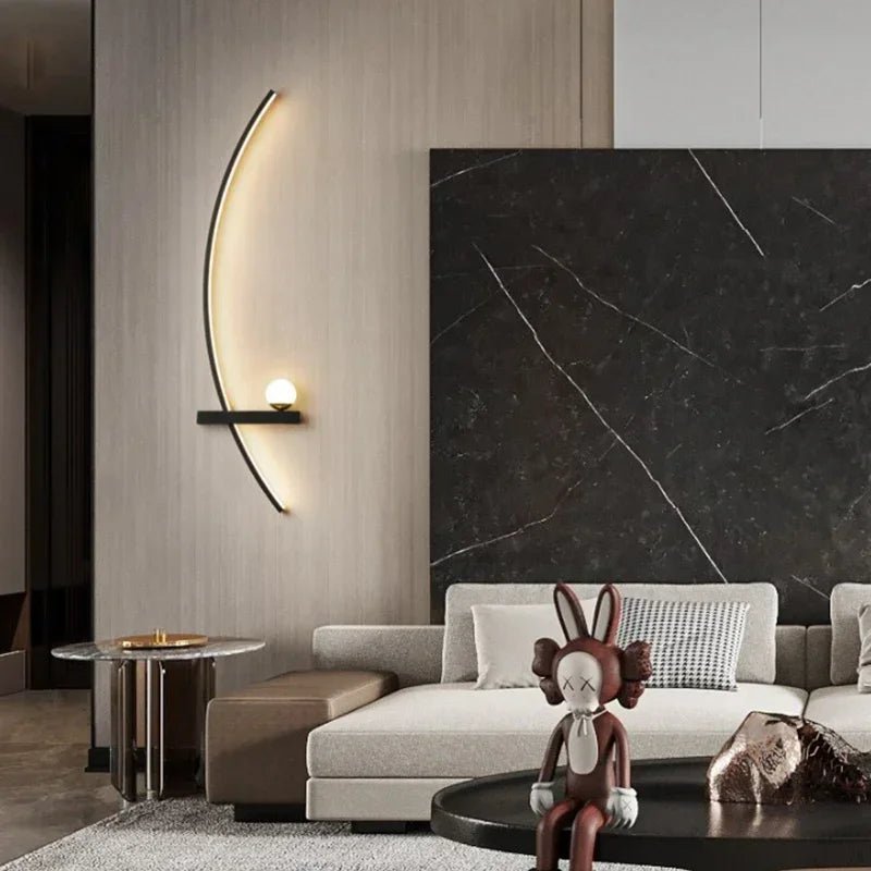 Applique murale LED minimaliste en ligne C avec télécommande dimmable - Lumeria