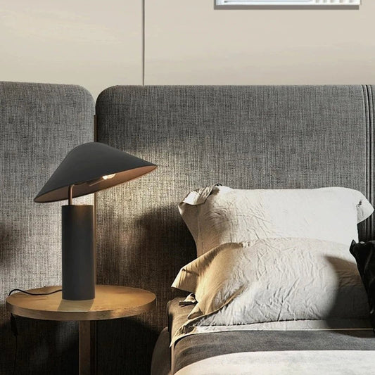 Applique murale LED noir métal à lumière neutre dimmable Scandinave - Lumeria