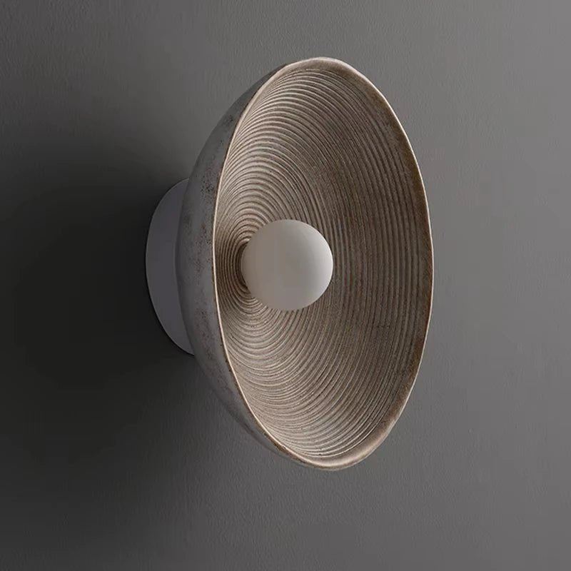 Applique Murale Rétro Japonaise en Résine en Forme d’Éventail - Lumeria