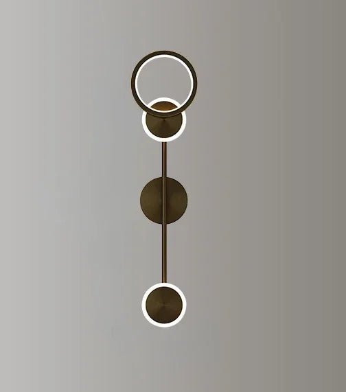 Applique murale ronde en fer avec diffuseur acrylique doré LED - Lumeria