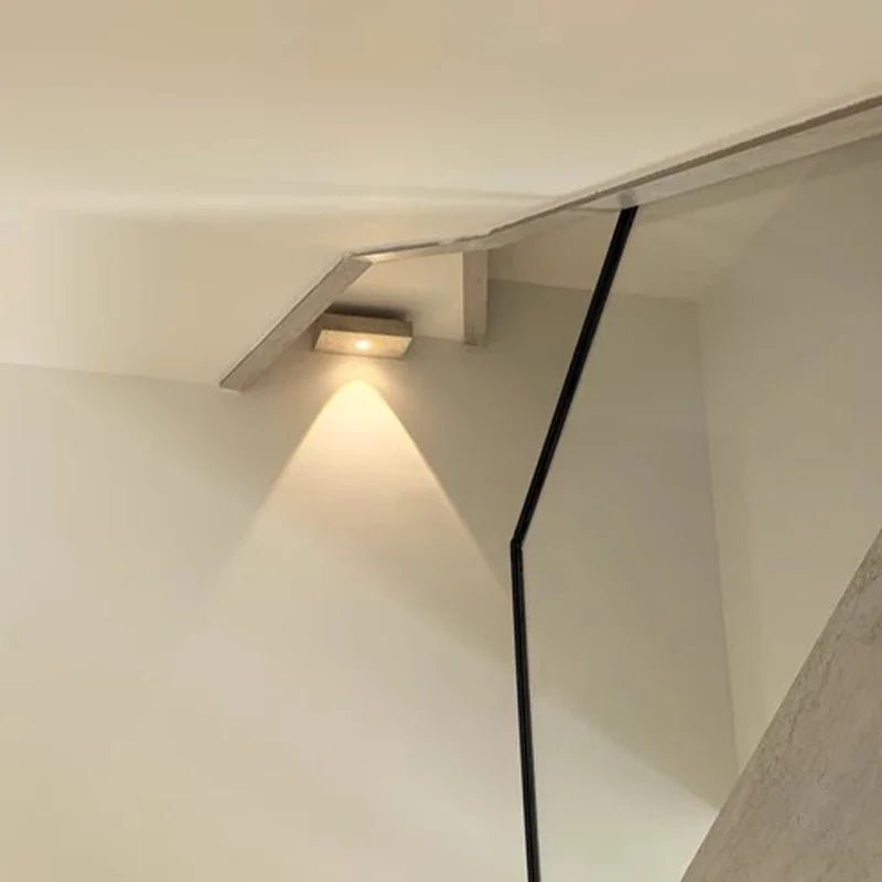 Applique murale ronde en travertin jaune avec LED intégrée - Lumeria