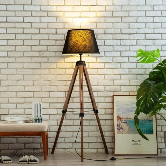 Lampadaire en bois vintage - Lumeria