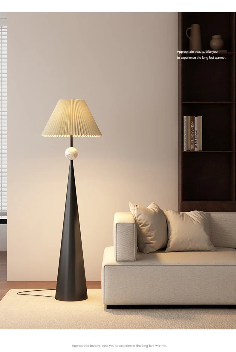 Lampadaire en métal LED Elda - Lumeria