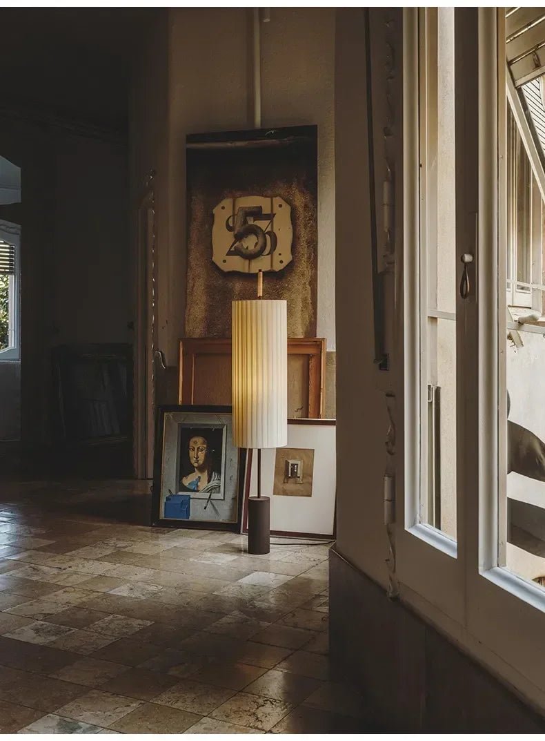 Lampadaire sur pied avec abat - jour tricoté main et éclairage réglable Japandi - Lumeria