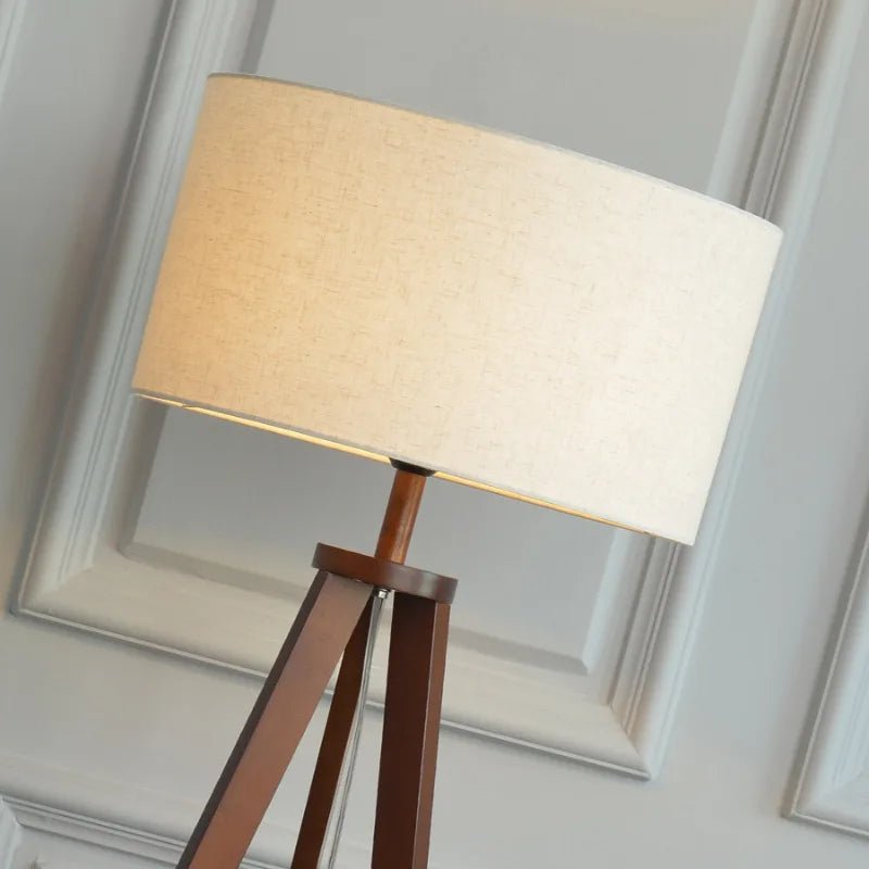 Lampadaire vertical en bois massif - Lumeria