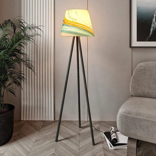 Lampe à pied en bois Scanvia - Lumeria