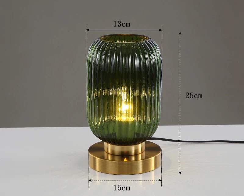 Lampe à poser avec abat - jour en verre vitrail multicolore et pied métal doré - Lumeria