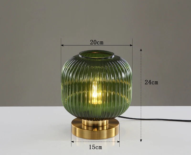 Lampe à poser avec abat - jour en verre vitrail multicolore et pied métal doré - Lumeria