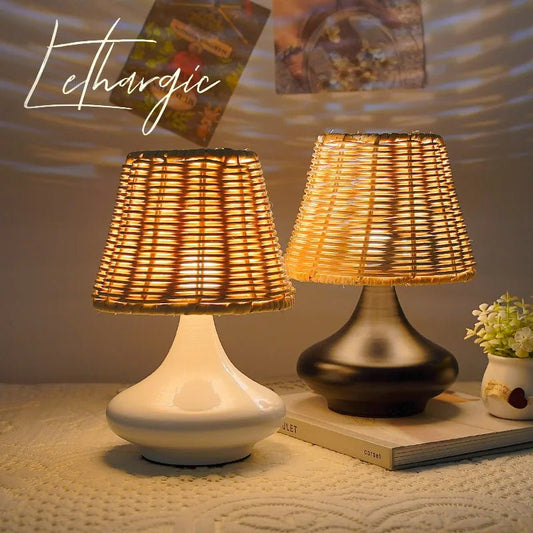 Lampe en bambou et métal noir Maisons du Monde - Mr Scandinave Lampe en bambou et métal noir Maisons du Monde - Mr Scandinave