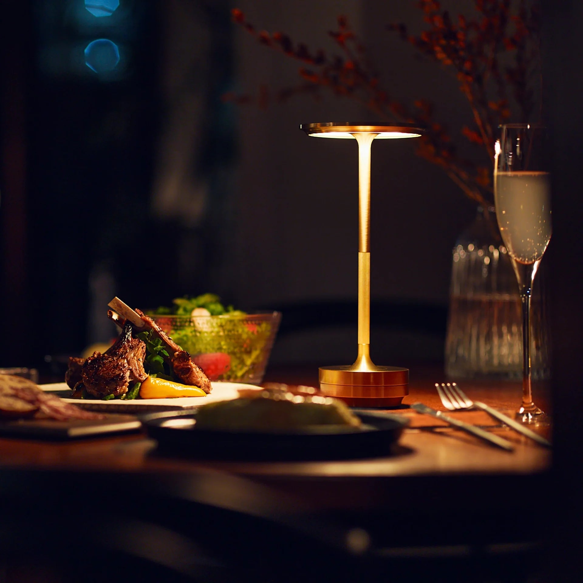Lampe à poser sans - fil tactile Lumia - Lumeria