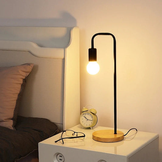 Lampe de bureau vintage en métal - Lumeria