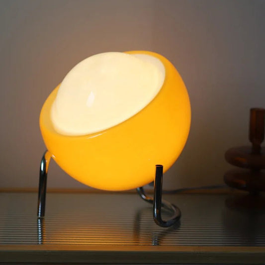 Lampe de table Bauhaus verre beige orientable à LED dimmable - Lumeria