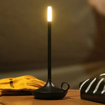 Lampe de table LED en métal exploreur - Lumeria