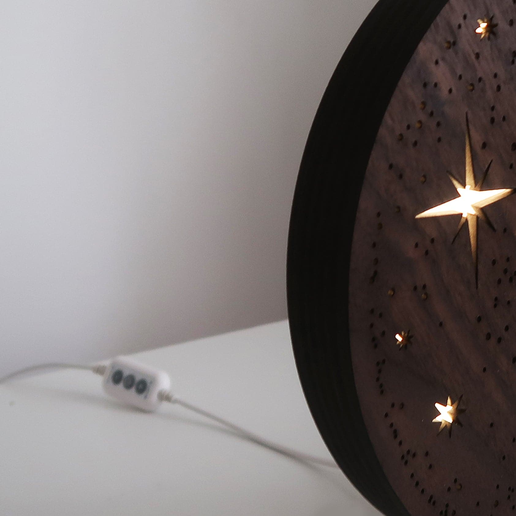 Lampe Étoilée en Forme de Lune - Lumeria