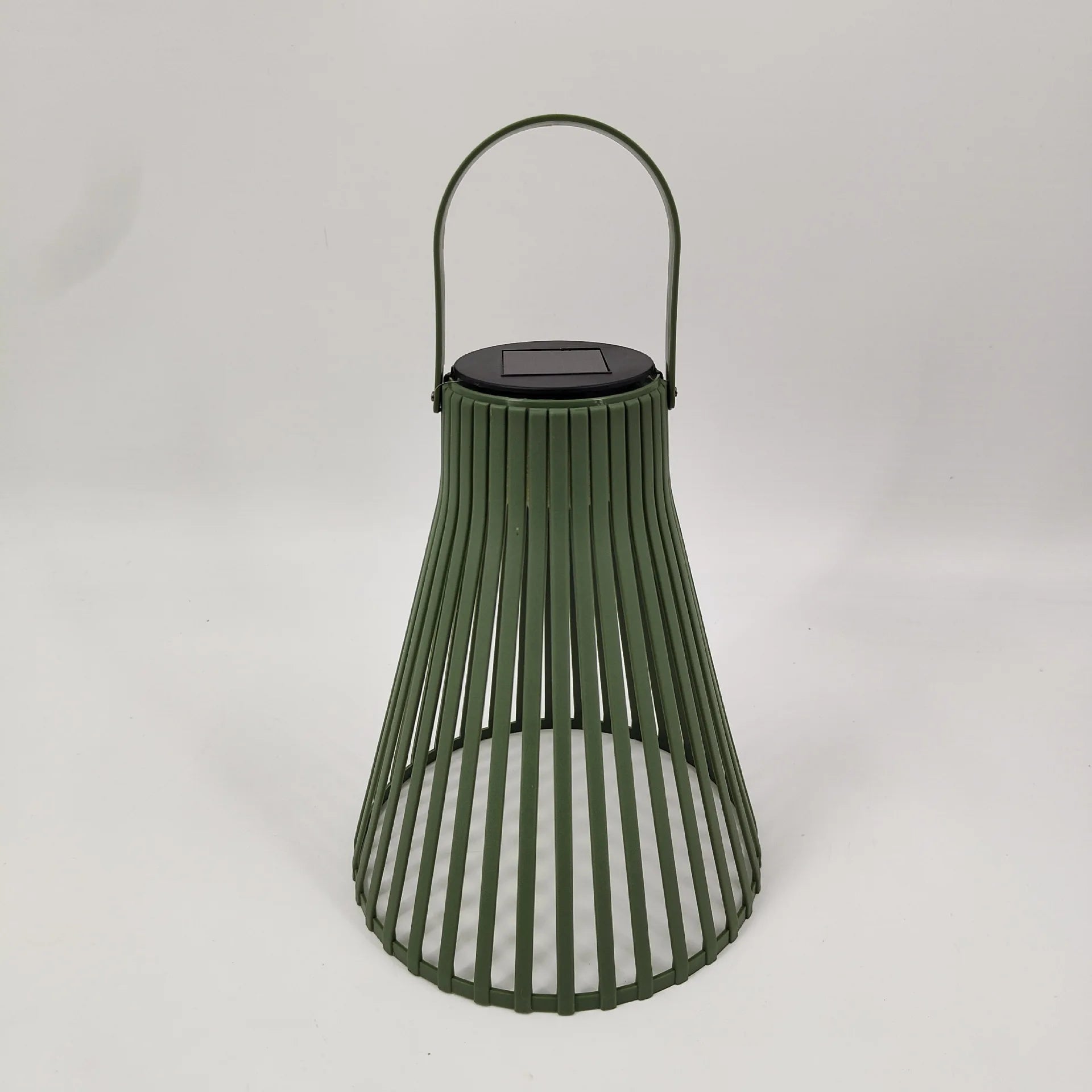 Lanterne solaire en bambou tressé forme fleur étanche pour extérieur - Lumeria