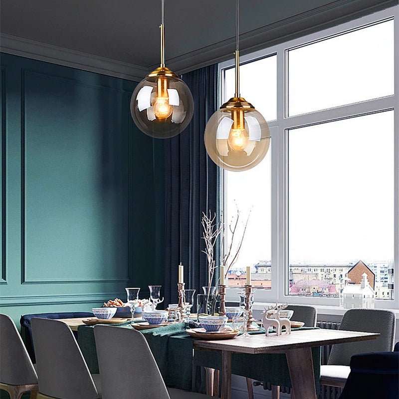 Suspension en verre fumé scandinave avec LED tactile intégrée - Lumeria