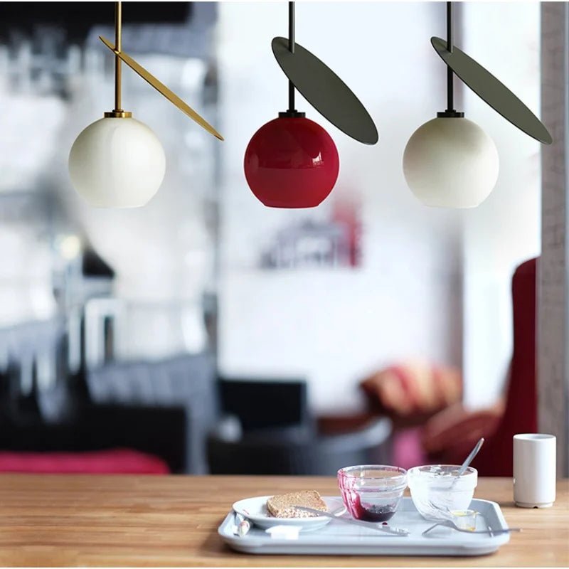 Suspension en verre soufflé forme cerise avec LED réglable - Lumeria