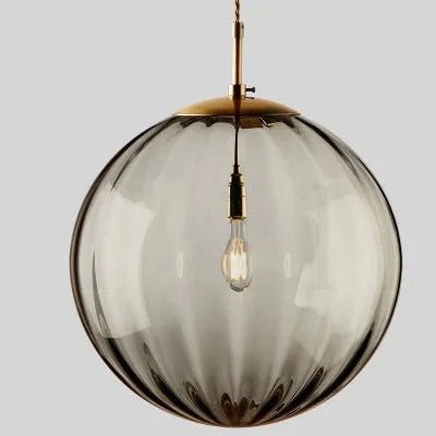 Suspension scandinave en verre opaline avec interrupteur sur cordon - Lumeria